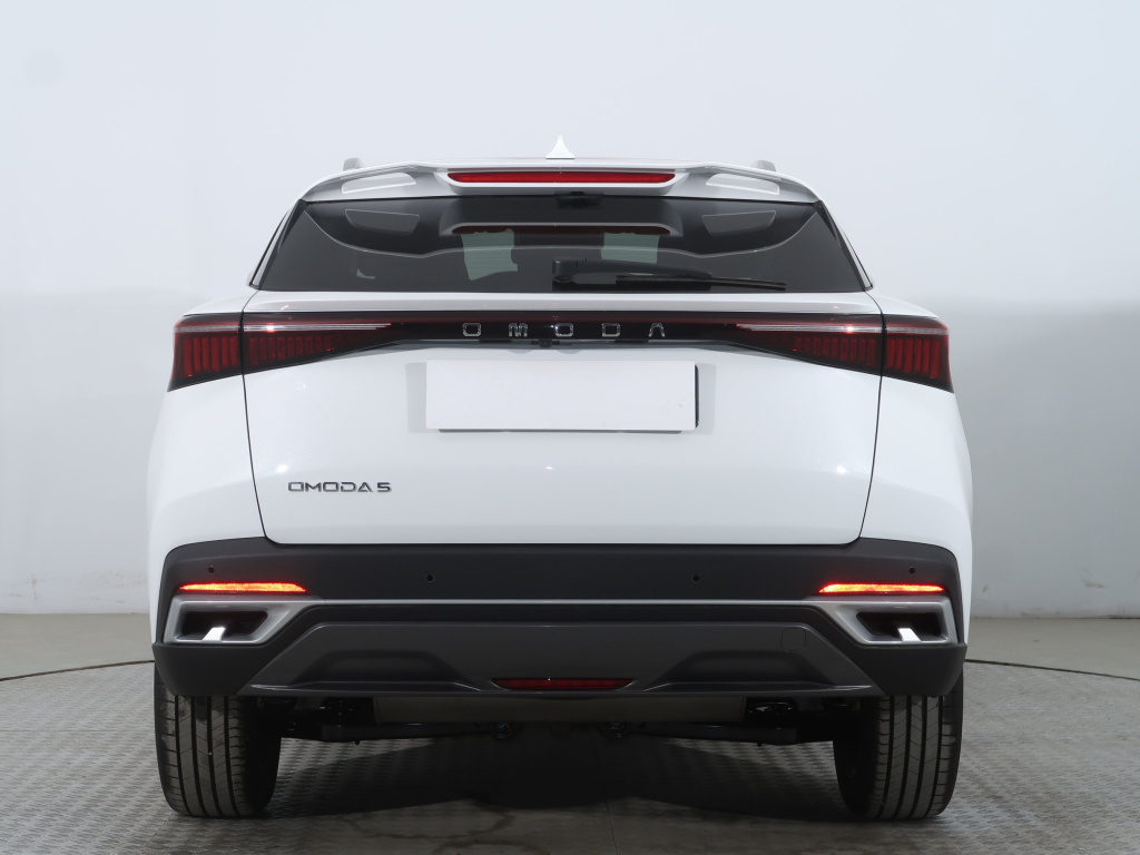 Omoda 5