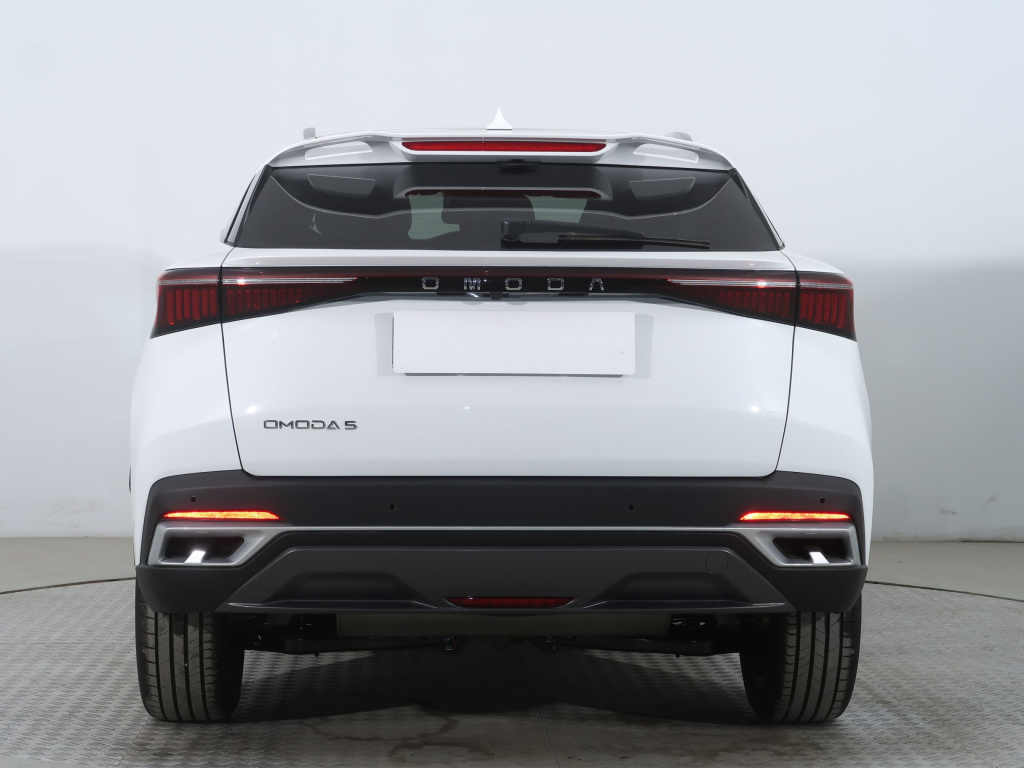 Omoda 5