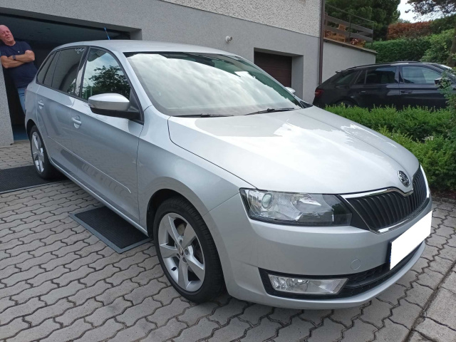 Škoda Rapid Spaceback 2015