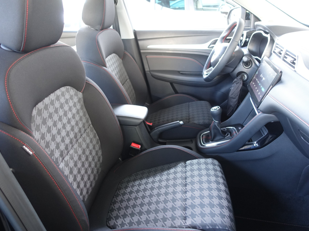 MG ZS SUV