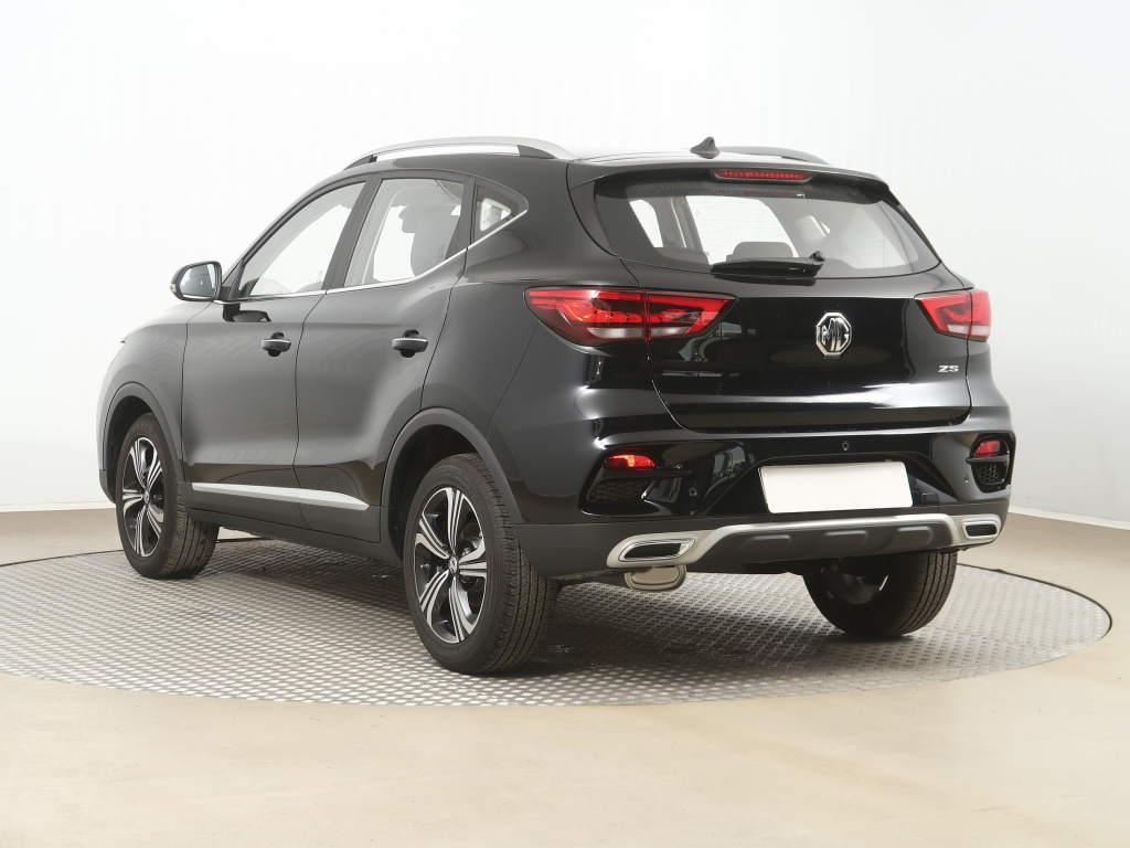 MG ZS SUV