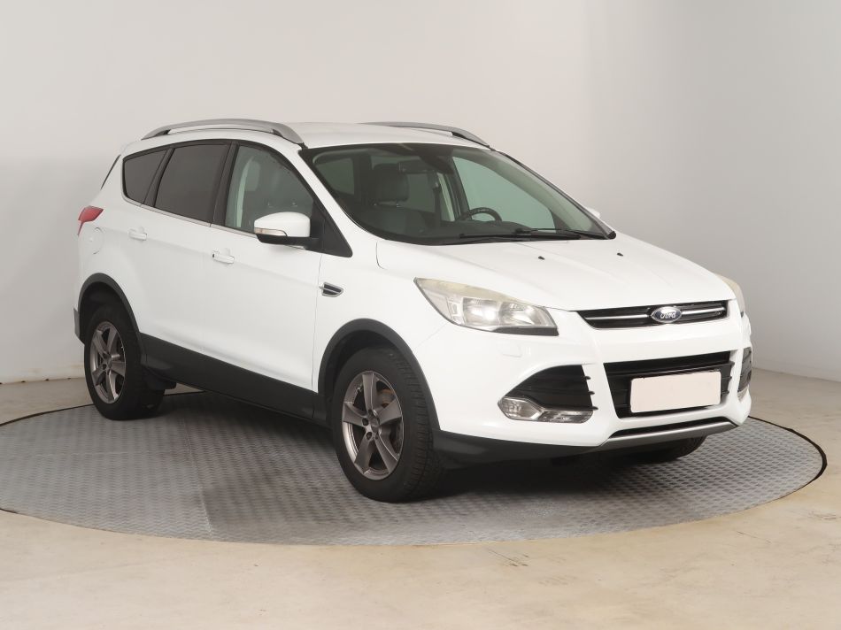 Ford Kuga - 2013