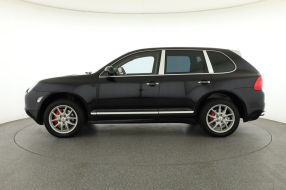 Porsche Cayenne - 2005