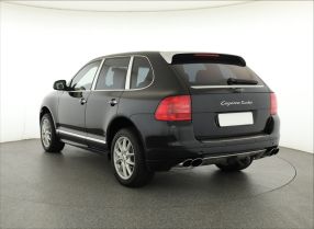 Porsche Cayenne - 2005
