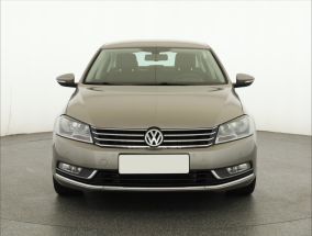 Volkswagen Passat - 2012