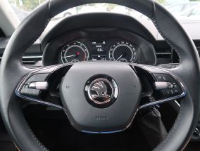 Škoda Kamiq - 2021