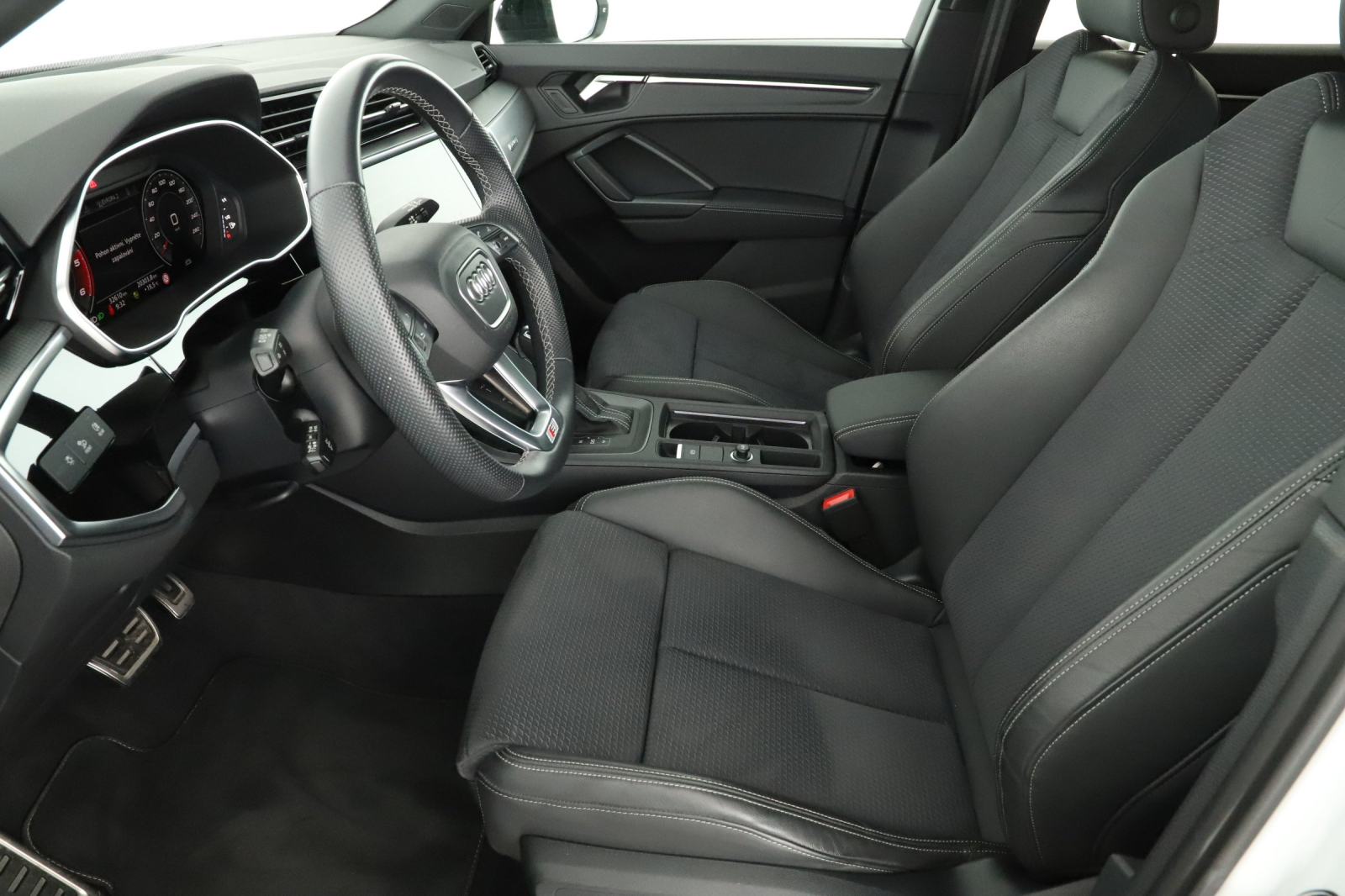 Audi Q3 - 2023