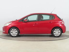 Peugeot 208 - 2014