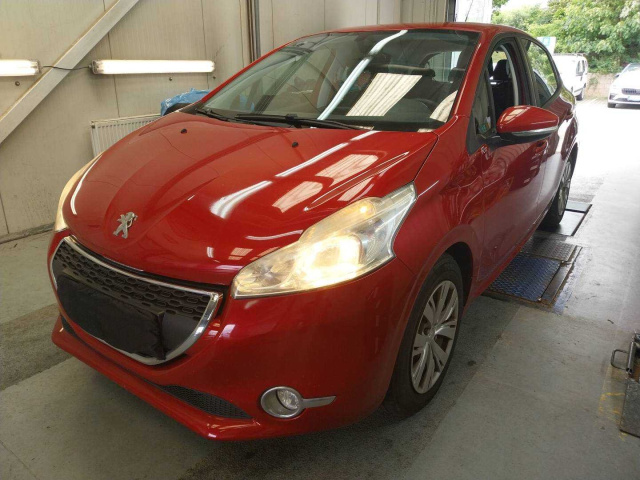 Peugeot 208 2014