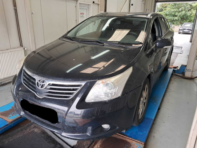 Toyota Avensis 2010