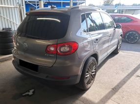 Volkswagen Tiguan - 2010