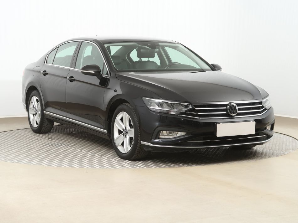 Volkswagen Passat - 2020