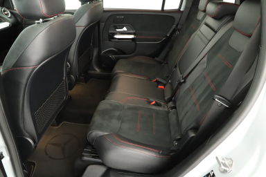 Mercedes-Benz GLB - 2021