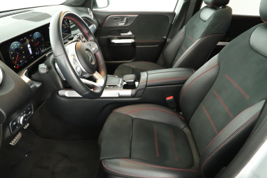 Mercedes-Benz GLB - 2021
