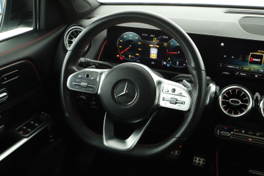 Mercedes-Benz GLB - 2021