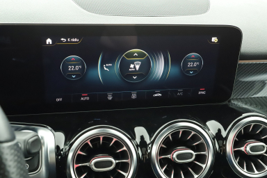 Mercedes-Benz GLB - 2021