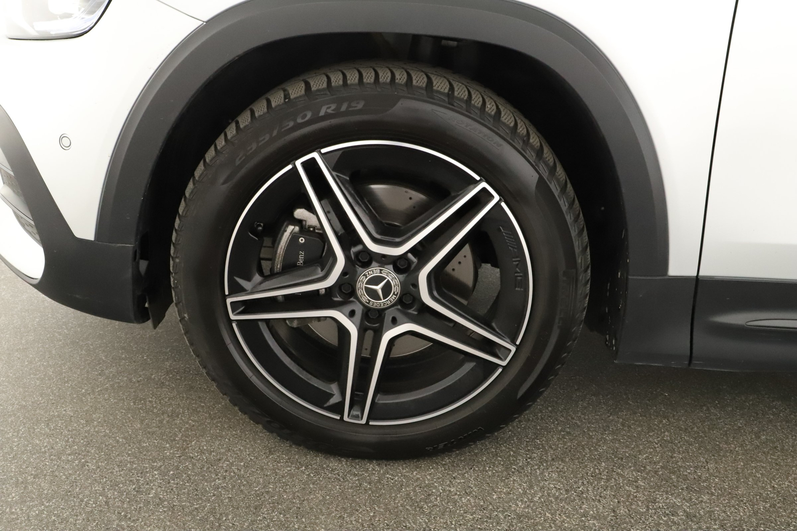 Mercedes-Benz GLB - 2021