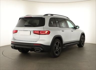 Mercedes-Benz GLB - 2021