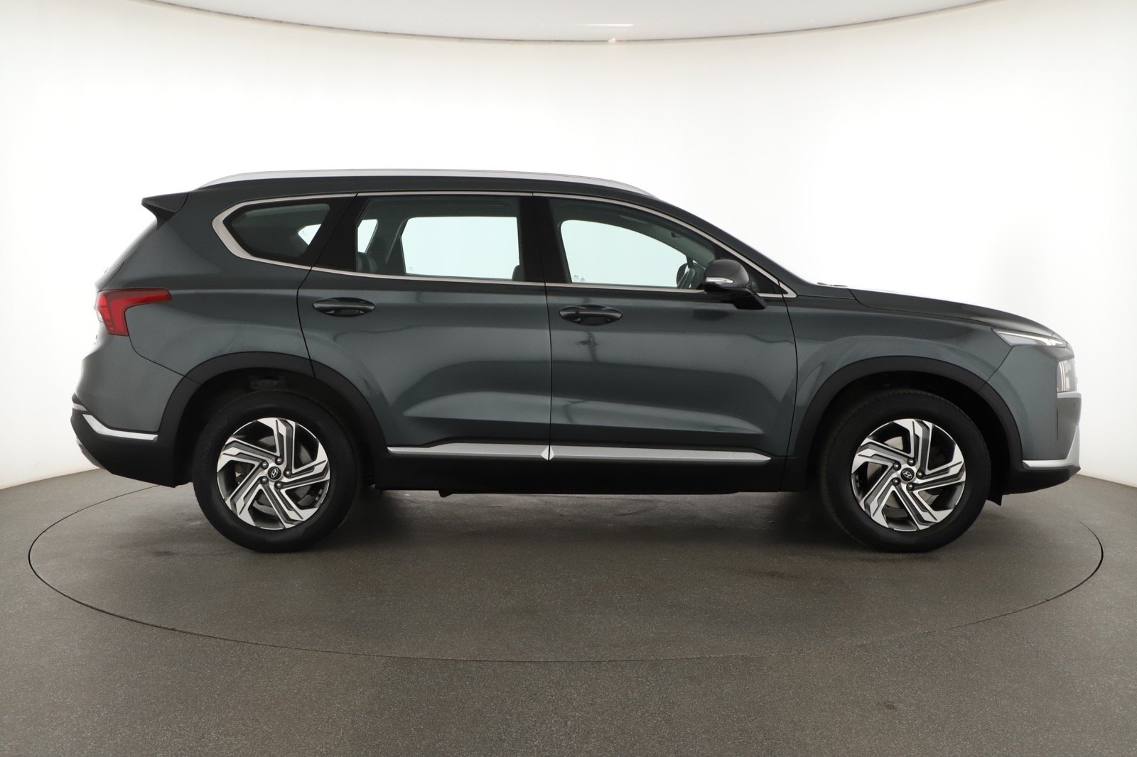 Hyundai Santa Fe - 2023