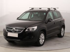 Volkswagen Tiguan - 2009