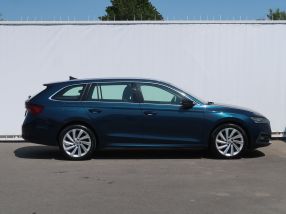 Škoda Octavia - 2021
