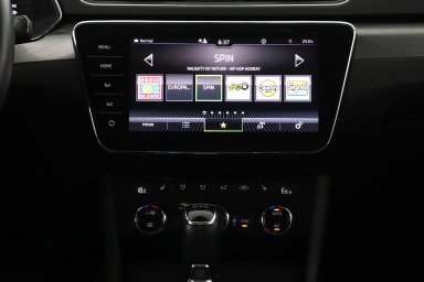 Škoda Superb - 2021