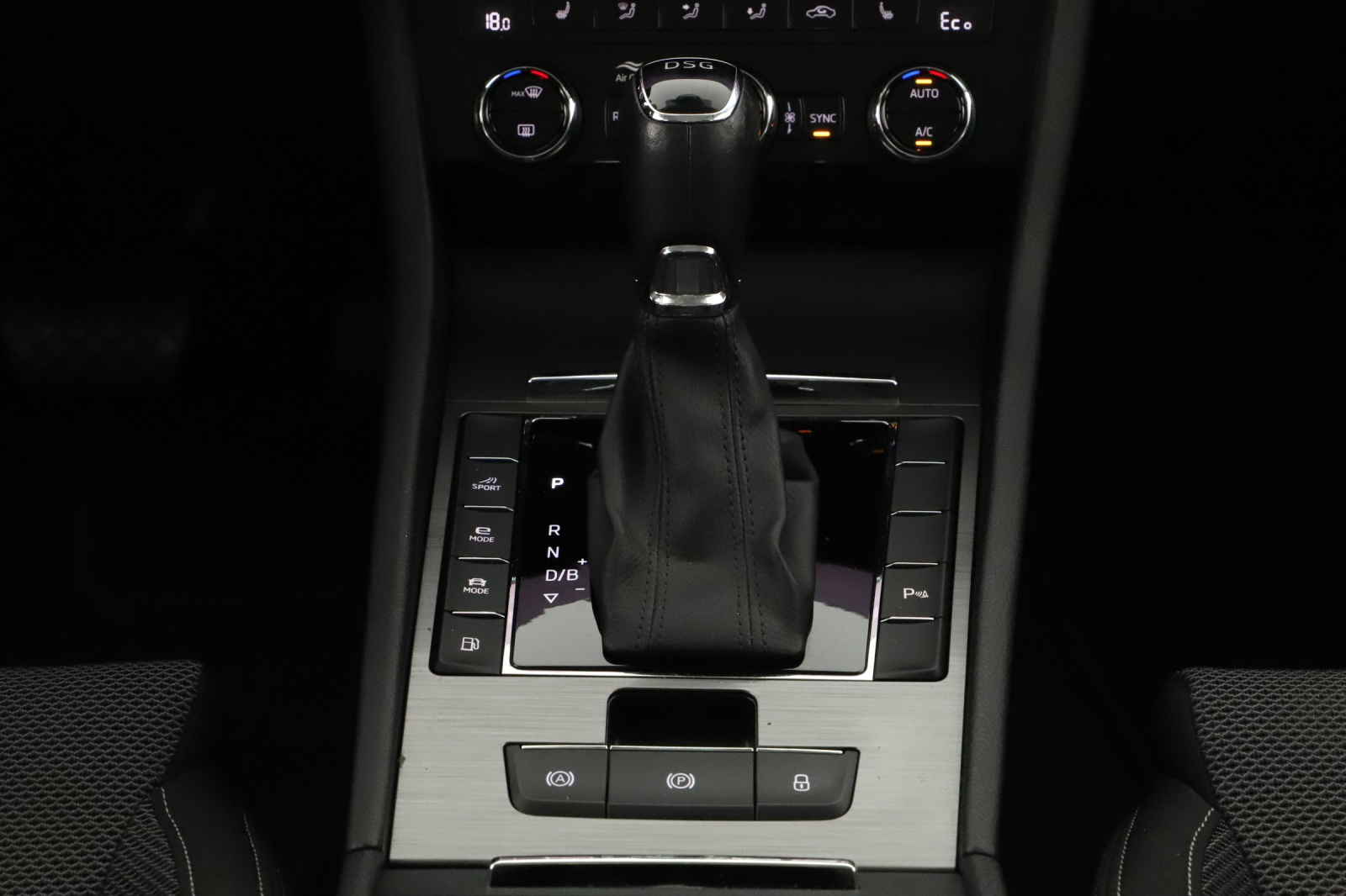 Škoda Superb - 2021
