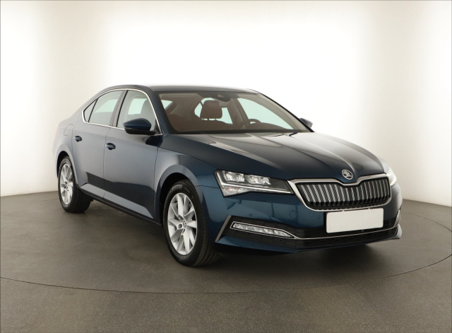 Škoda Superb 2021