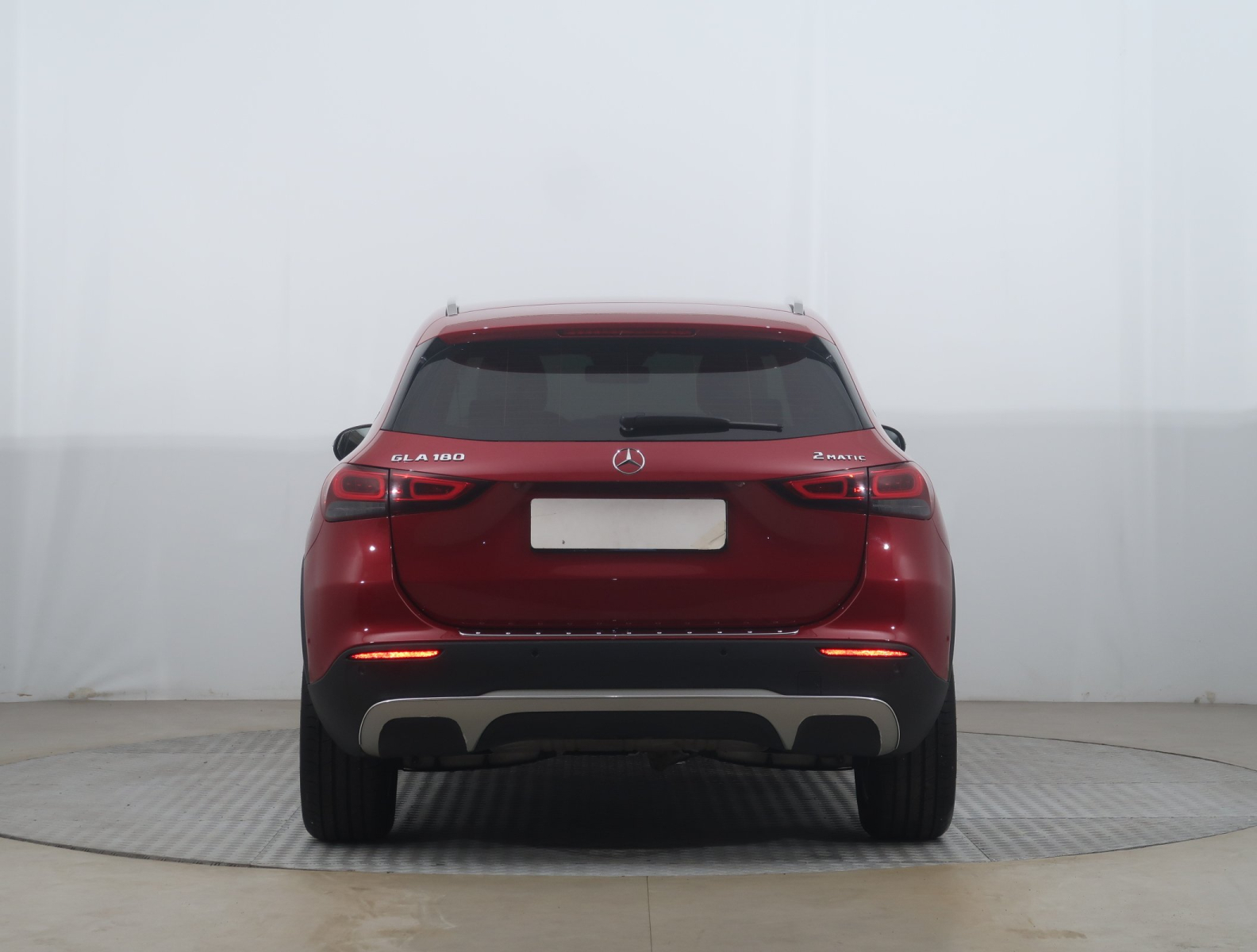 Mercedes-Benz GLA - 2022