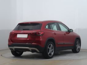 Mercedes-Benz GLA - 2022