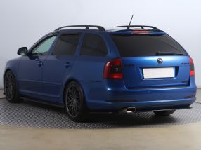 Skoda Octavia - 2011