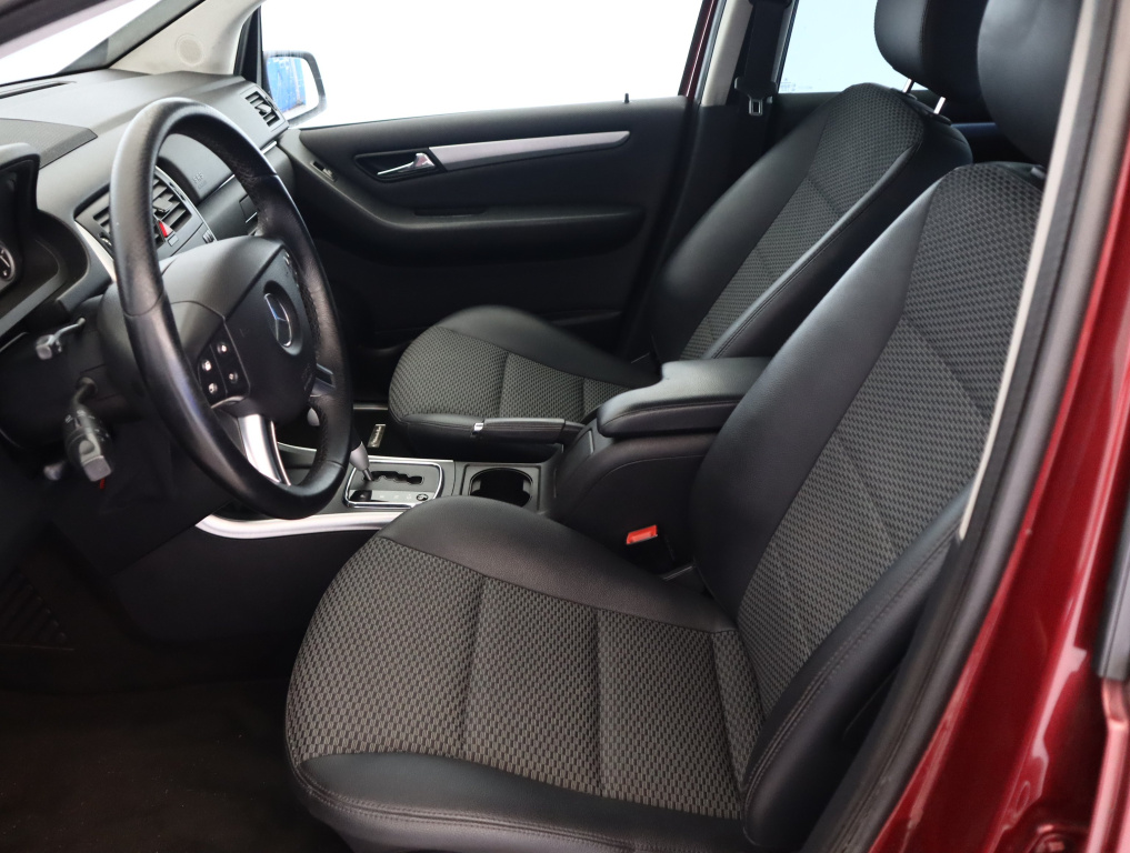 Mercedes-Benz B