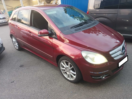 Mercedes-Benz B