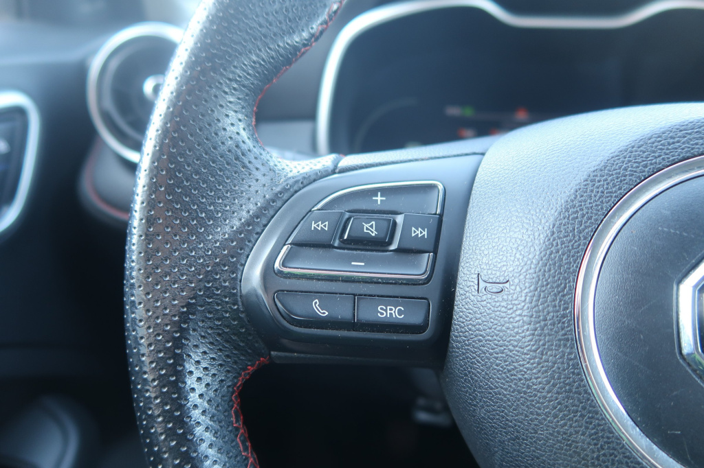 MG ZS SUV