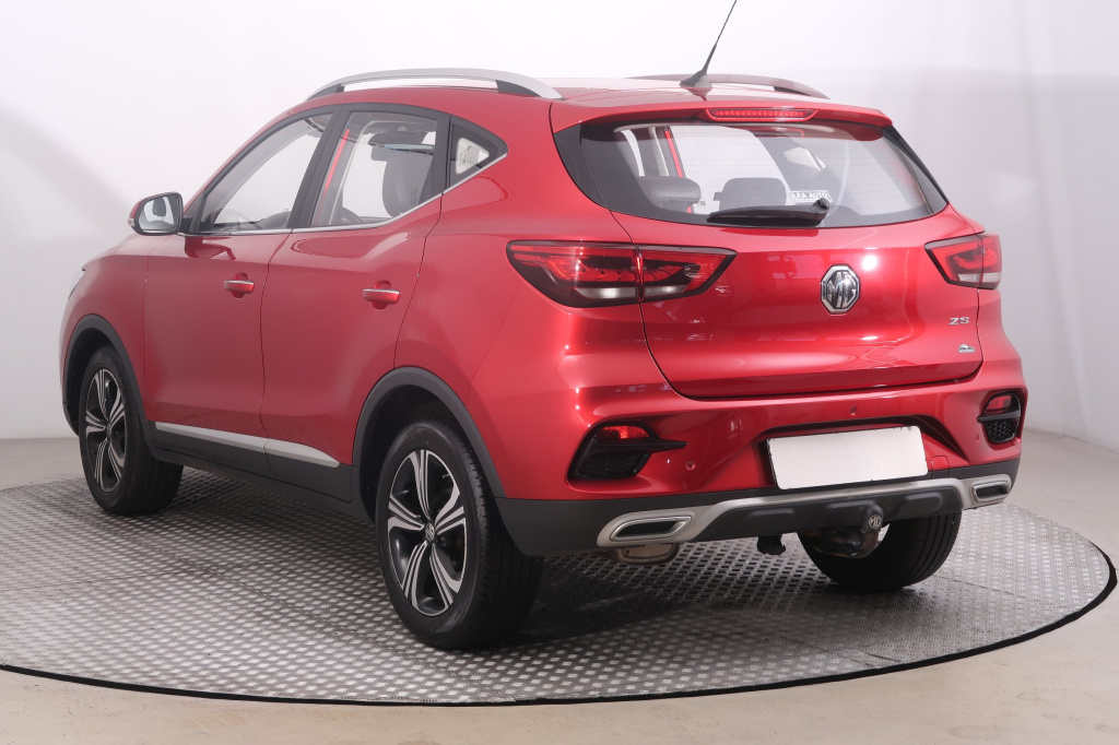 MG ZS SUV