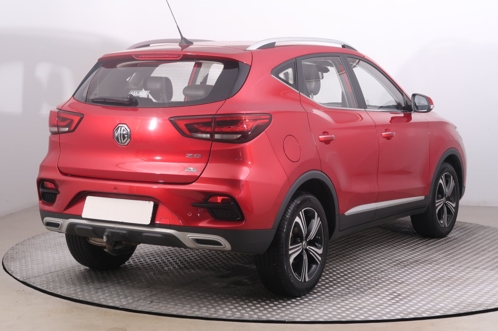 MG ZS SUV