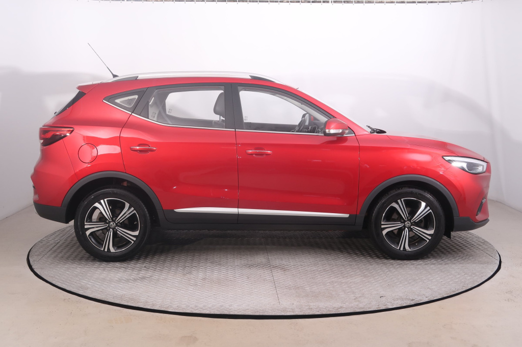 MG ZS SUV