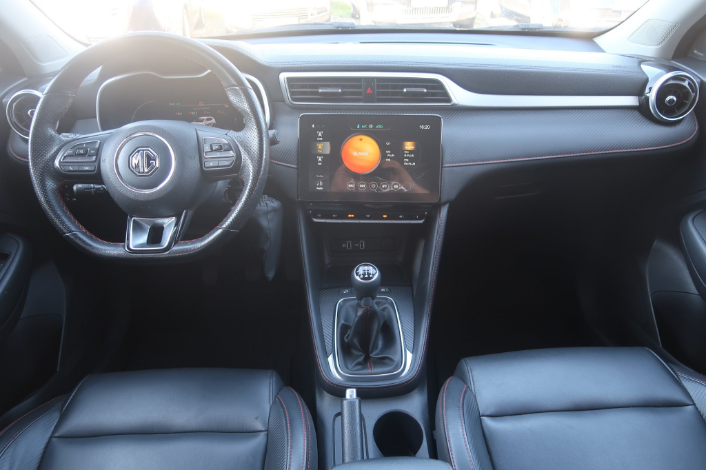 MG ZS SUV