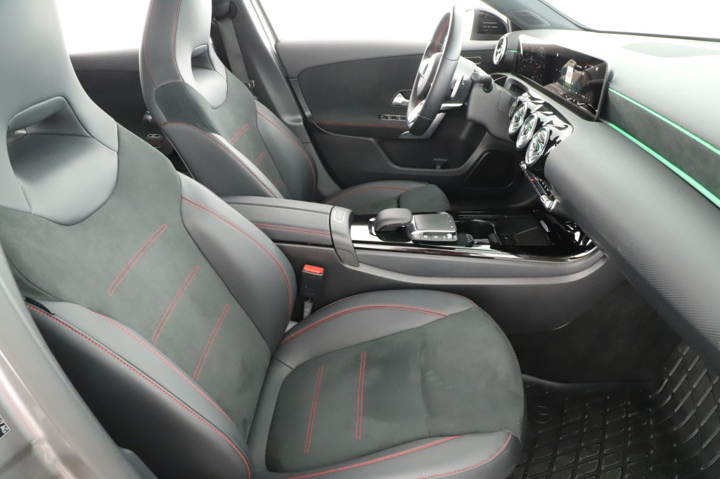 Mercedes-Benz A