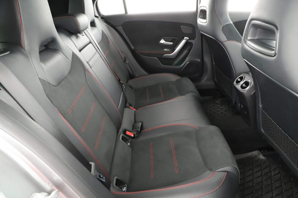 Mercedes-Benz A