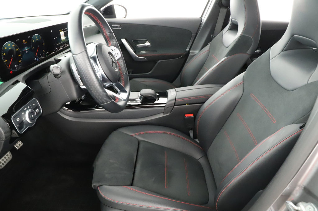 Mercedes-Benz A