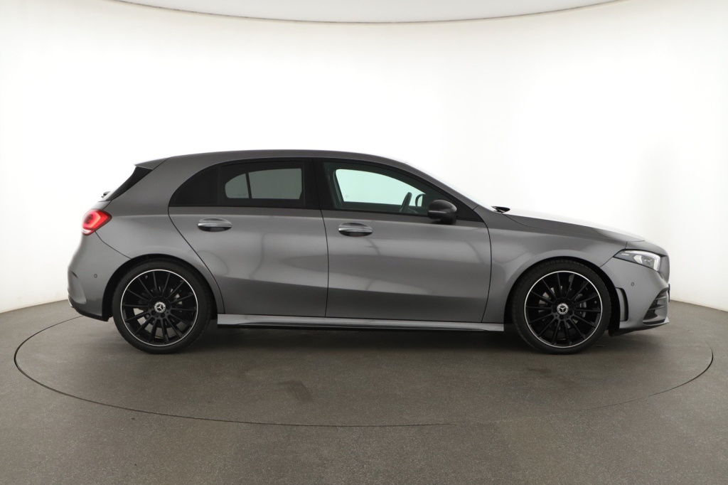 Mercedes-Benz A