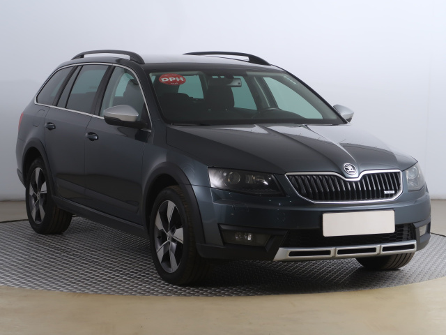 Škoda Octavia Scout 2015