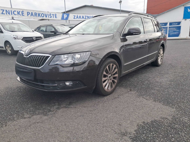 Škoda Superb 2013