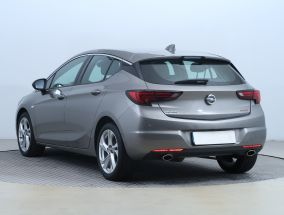Opel Astra - 2016