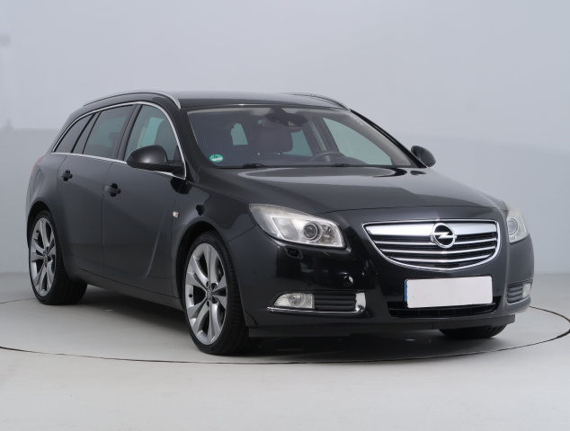 Opel Insignia 2011