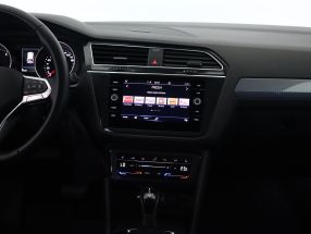 Volkswagen Tiguan - 2021
