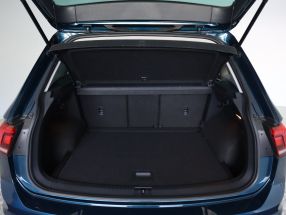 Volkswagen Tiguan - 2021