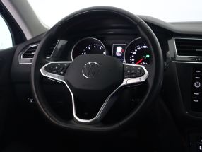 Volkswagen Tiguan - 2021