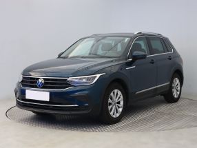 Volkswagen Tiguan - 2021